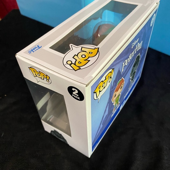 HOT TOPIC EXCLUSIVE • DISNEY’S PETER PAN & HIS SHADOW FUNKO POP! - Picture 6 of 8